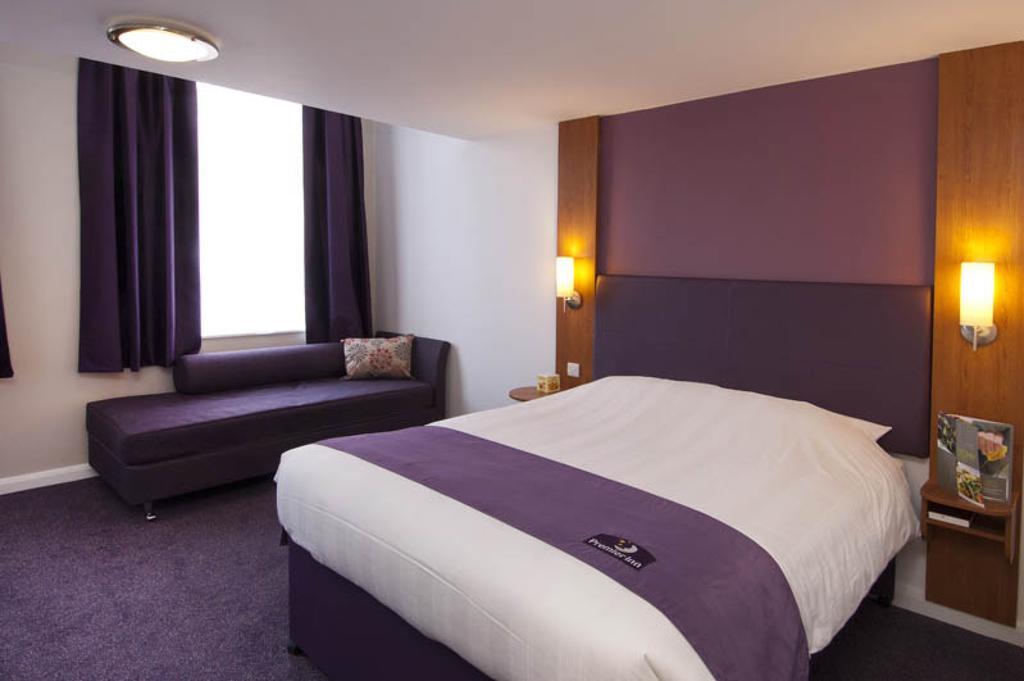 Premier Inn Hatfield Δωμάτιο φωτογραφία